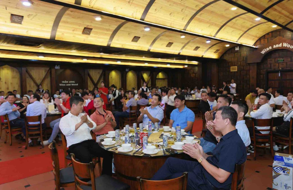 Kỷ niệm 10 năm thành lập Công Ty Hồng Đức Express
